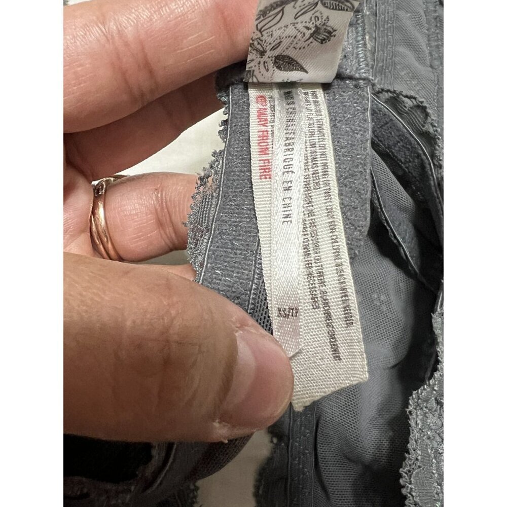 Free People Intimately Gray Lace Halter Bra Size XS - Picture 6 of 7